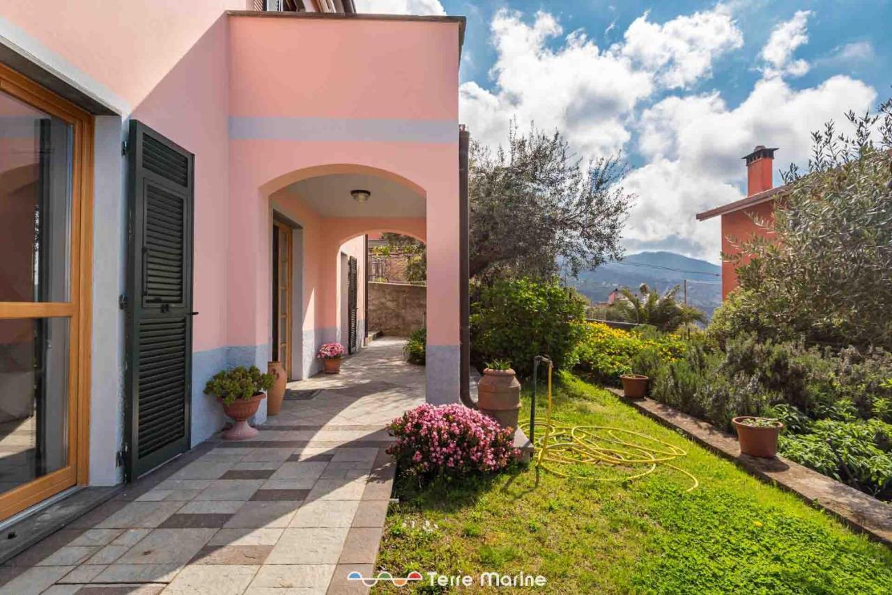 Affittacamere Niria, Terre Marine Volastra Exterior foto